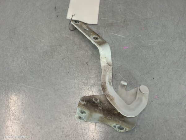 2014 MERCEDES VITO Bonnet Hinge/Strut