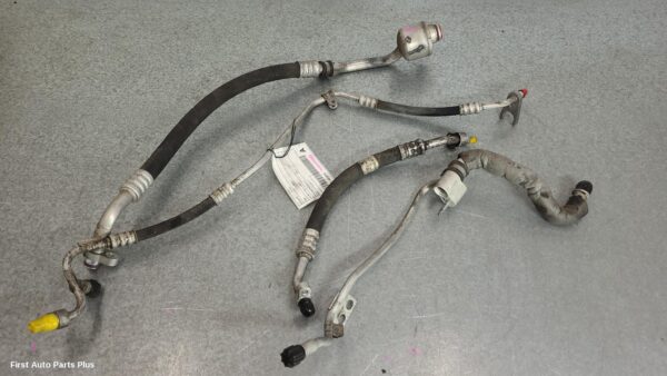 2014 MERCEDES VITO A/C Hoses
