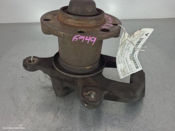 2004 MERCEDES SPRINTER Right Front Hub Assembly