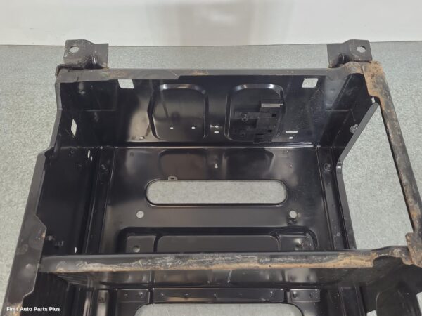 2010 MERCEDES VITO Seat Box