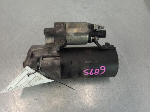 2012 VOLKSWAGEN CRAFTER Starter