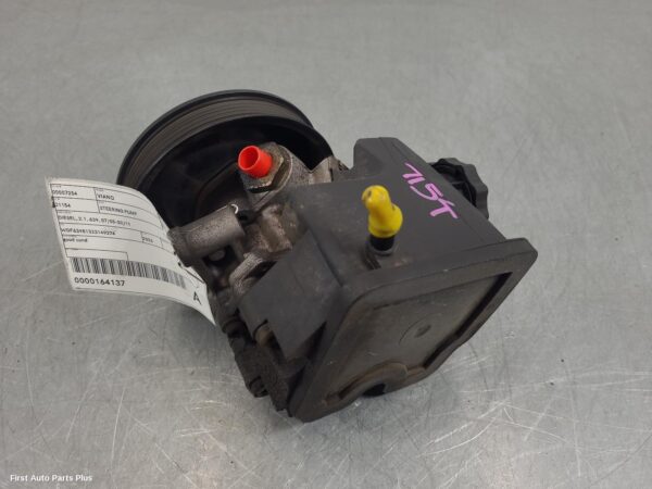 2006 MERCEDES VIANO Steering Pump