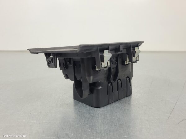 2021 RENAULT MASTER Trim Panel