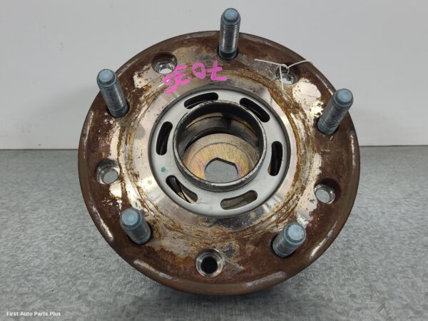 2018 FORD TRANSIT Left Rear Hub Assembly