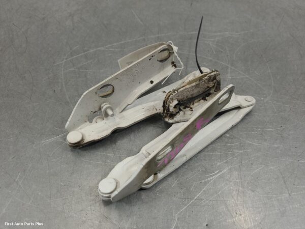 2015 MERCEDES SPRINTER Bonnet Hinge/Strut