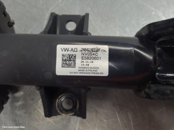 2019 VOLKSWAGEN CRAFTER Left Front Strut