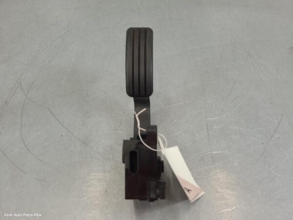 2024 RENAULT TRAFIC Pedal Assembly