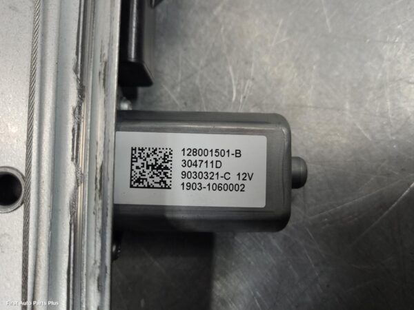 2021 RENAULT TRAFIC Right Front Window Reg/Motor