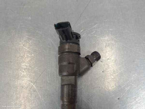 2015 RENAULT TRAFIC Fuel Injector