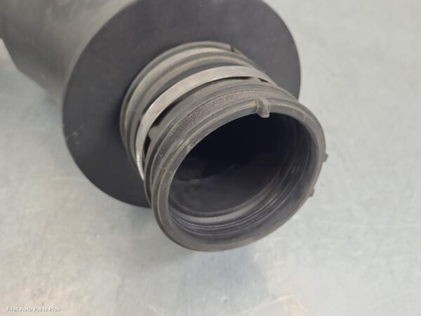 2021 LDV DELIVER 9 Air Cleaner Duct/Hos