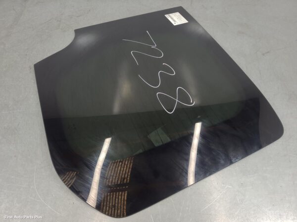 2025 LDV DELIVER 9 Rear/Tailgate Glass