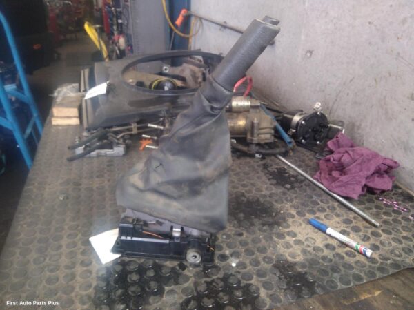 2011 RENAULT TRAFIC Handbrake Lever