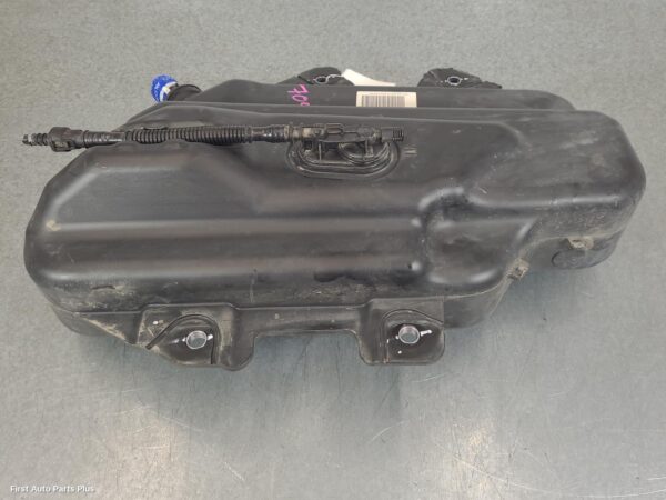 2016 MERCEDES VITO ADBLUE_TANK