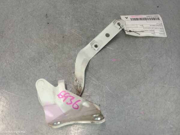 2014 MERCEDES VITO Bonnet Hinge/Strut
