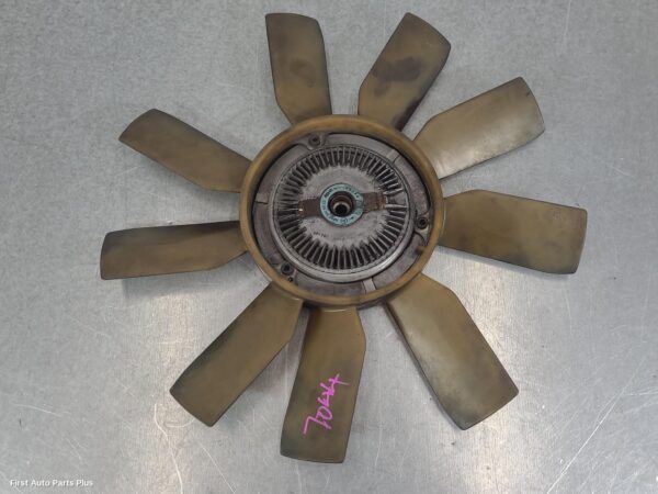 2010 MERCEDES VITO Fan