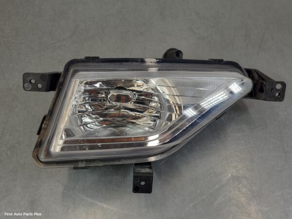 2023 LDV DELIVER 9 Left Indicator/Fog/Side