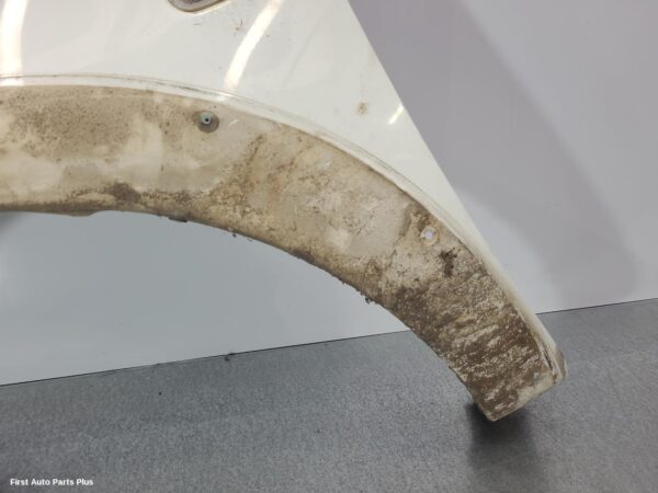 2010 MITSUBISHI TRITON Left Guard