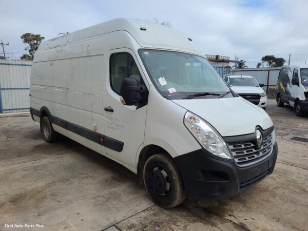 2015 RENAULT MASTER A/C Condenser