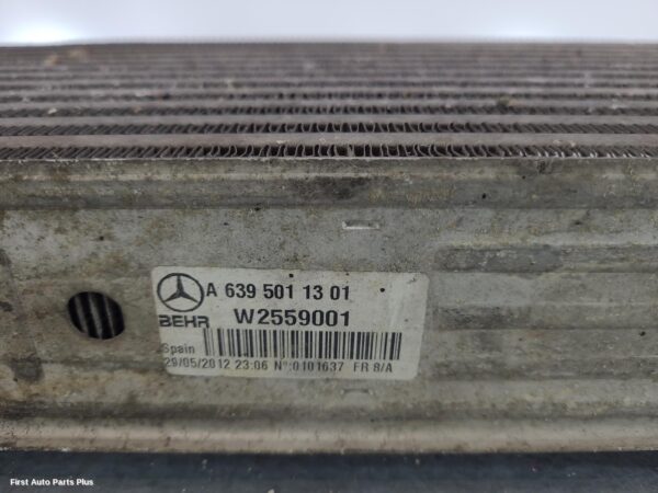 2012 MERCEDES VIANO Intercooler