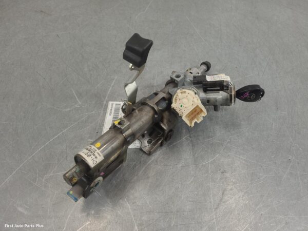 2012 TOYOTA HILUX Steering Column