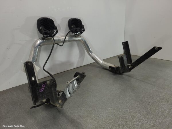 2006 MERCEDES VIANO Misc Bracket