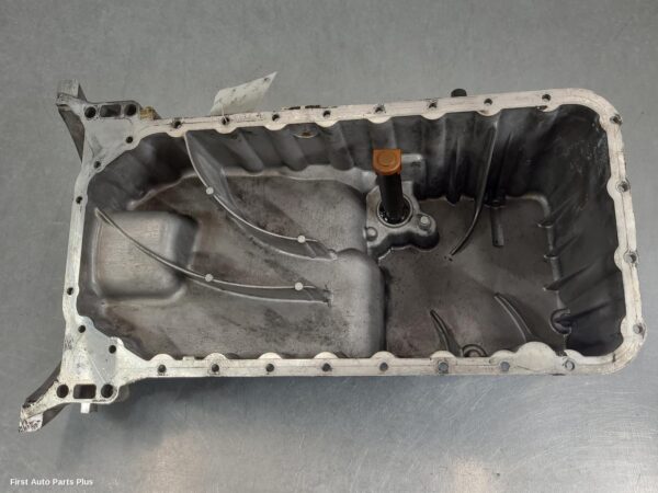 2008 MERCEDES VITO Oil Pan/Sump