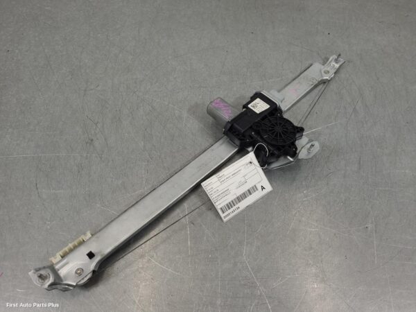 2021 RENAULT TRAFIC Right Front Window Reg/Motor