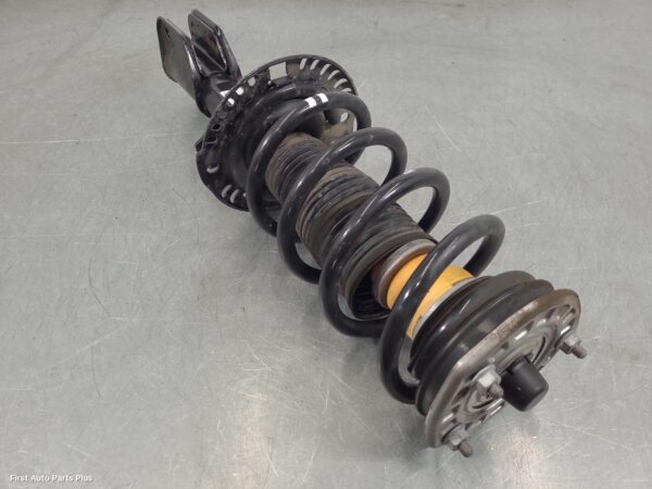 2019 VOLKSWAGEN CRAFTER Left Front Strut