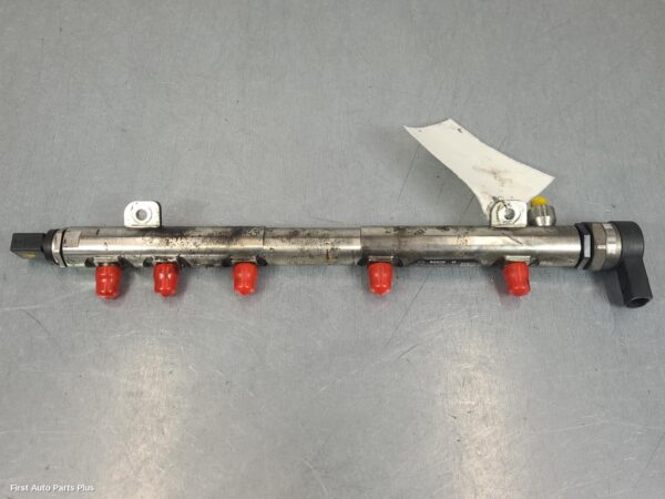 2008 MERCEDES VITO Injection Rail