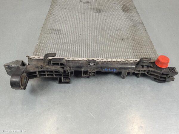 2016 RENAULT TRAFIC Radiator