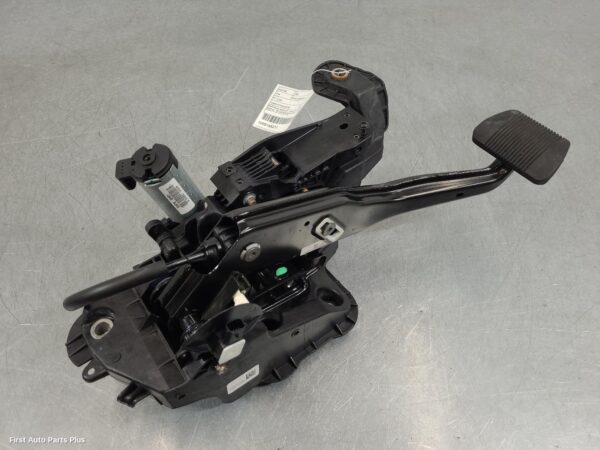 2022 RAM 1500 Pedal Assembly