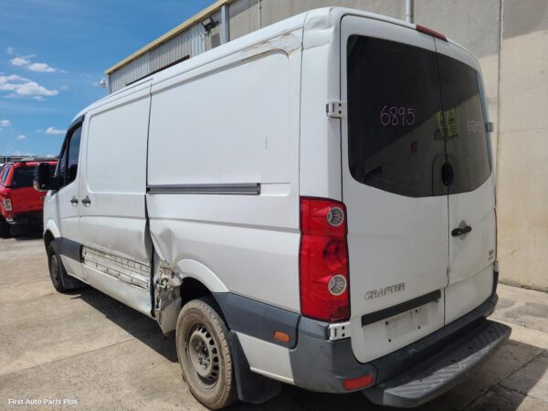 2012 VOLKSWAGEN CRAFTER Starter