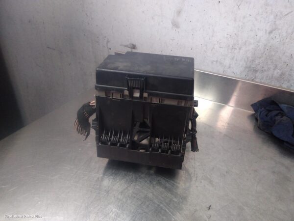 2010 FORD TRANSIT Fuse Box