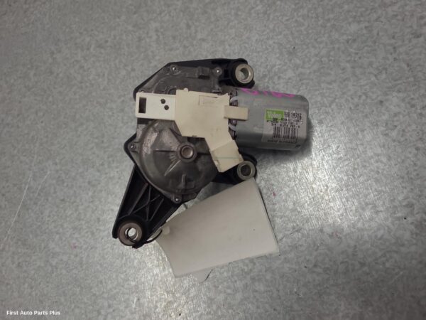 2017 RENAULT TRAFIC Wiper Motor