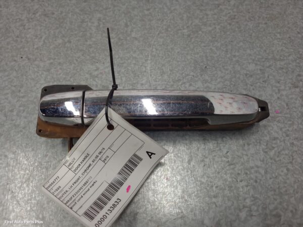 2010 TOYOTA HILUX Door Handle
