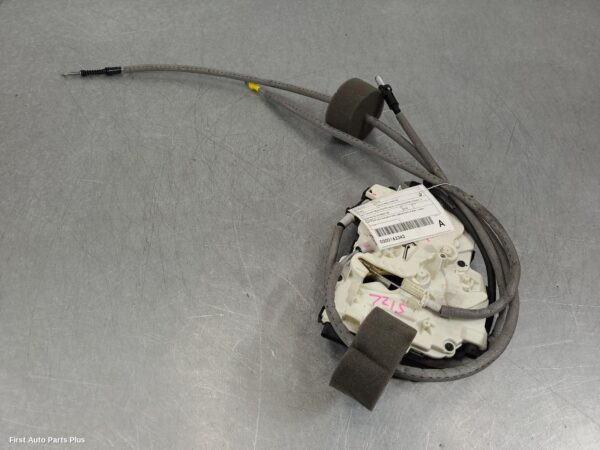 2020 MERCEDES VITO Door/Boot/Gate Lock