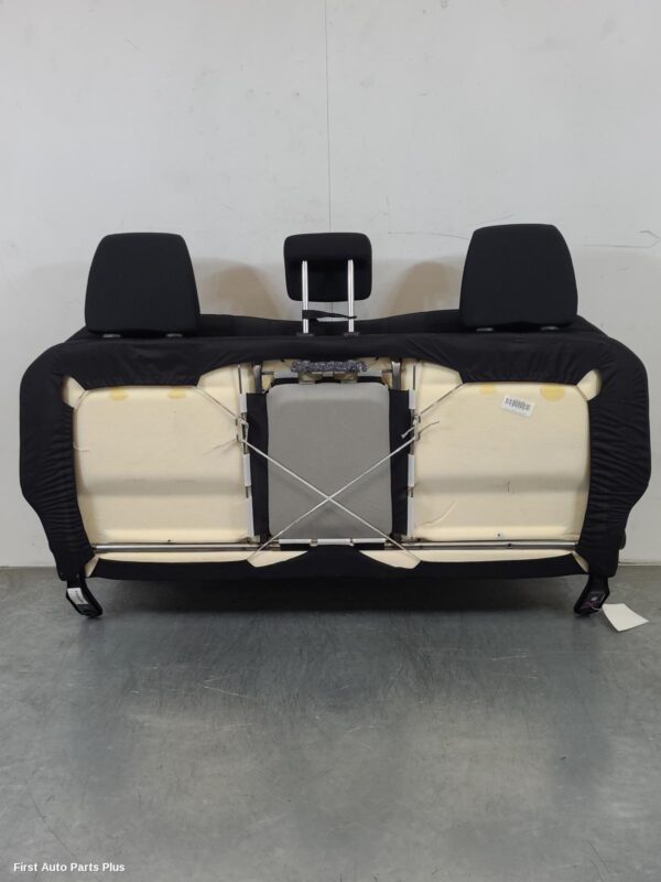 2021 NISSAN NAVARA 2nd Seat (Rear Seat)