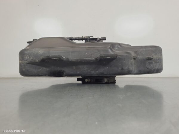2016 MERCEDES VITO ADBLUE_TANK