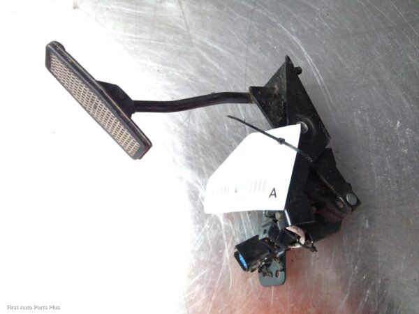 1997 FORD TRANSIT Pedal Assembly