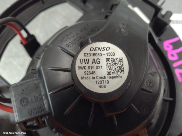 2020 VOLKSWAGEN CRAFTER Heater Fan Motor