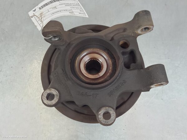 2017 MERCEDES VITO Left Rear Hub Assembly
