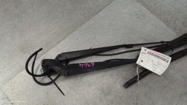 2007 MERCEDES VITO Wiper Arm