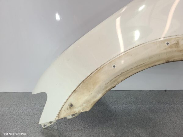 2010 MITSUBISHI TRITON Left Guard
