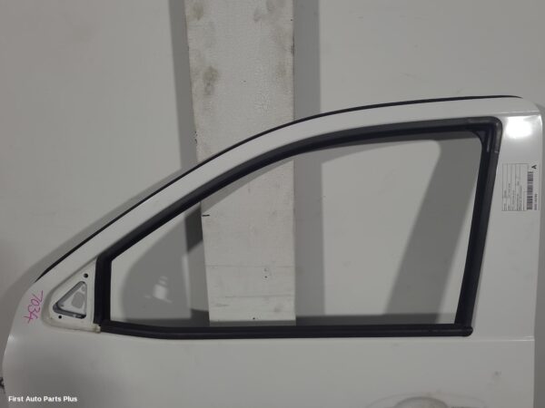 2023 NISSAN NAVARA Left Front Door