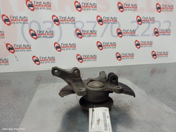 2012 MERCEDES VIANO Left Front Hub Assembly