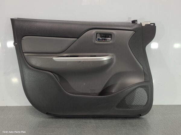 2016 MITSUBISHI TRITON Door Trim