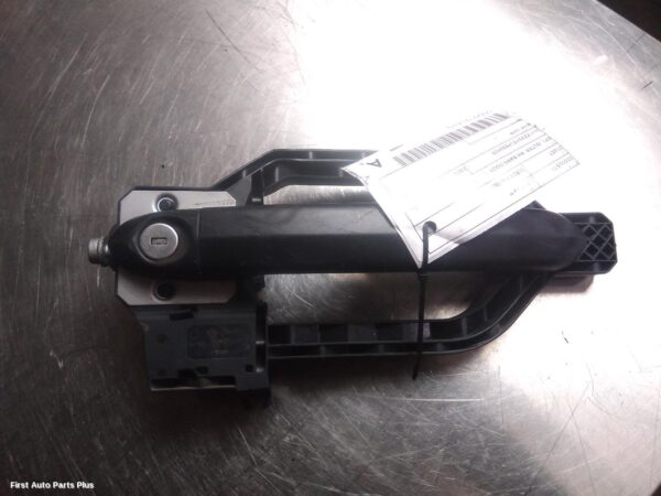 2020 VOLKSWAGEN CRAFTER Door Handle
