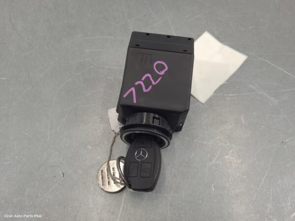 2017 MERCEDES SPRINTER Ignition W/ Key