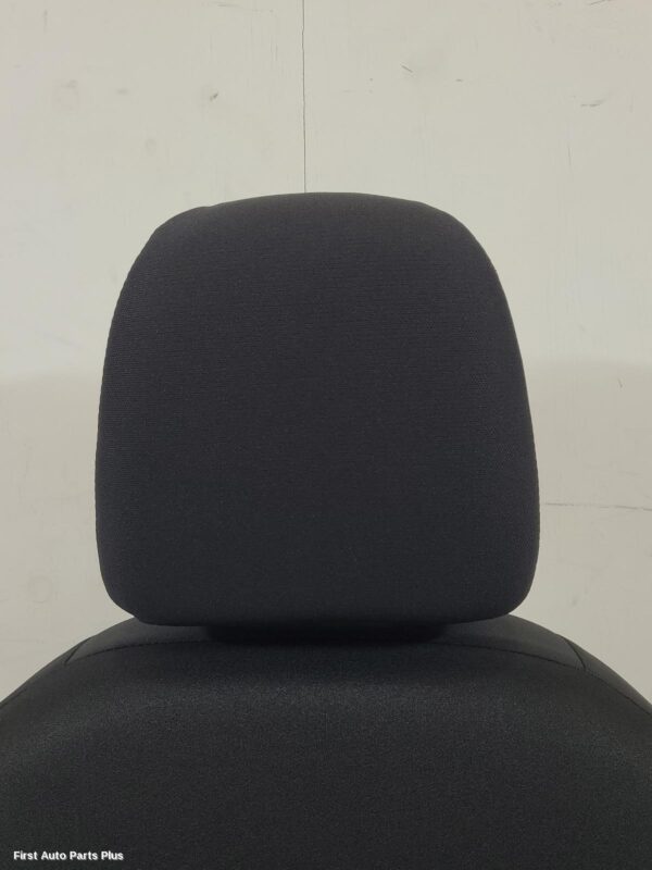 2021 NISSAN NAVARA Front Seat