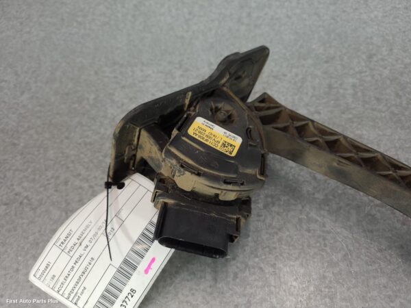 2012 FORD TRANSIT Pedal Assembly